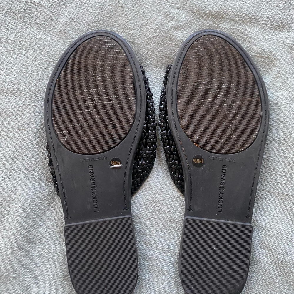 Black sandals